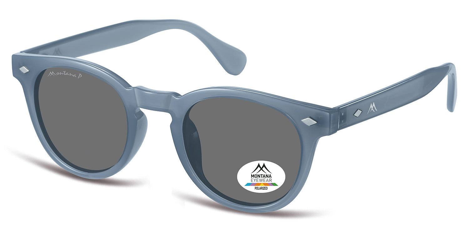 Lunettes de soleil bleues, vue en biais. Verres ronds, logo Montana Eyewear sur la branche et le verre. Verres polarisés.