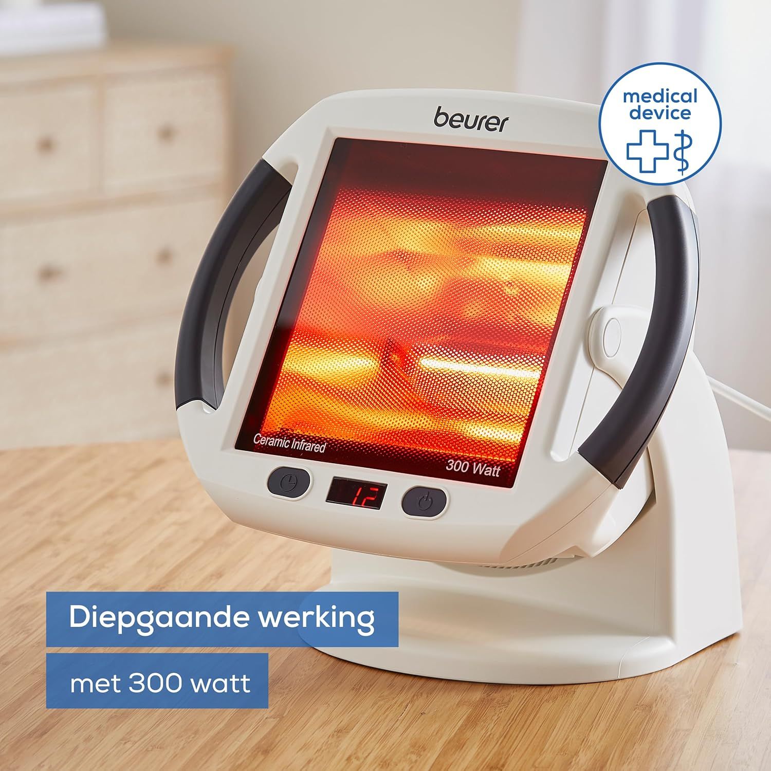Beurer infraroodlamp met 300 Watt en keramisch infrarood verwarmingselement. Digitale display en handgrepen.