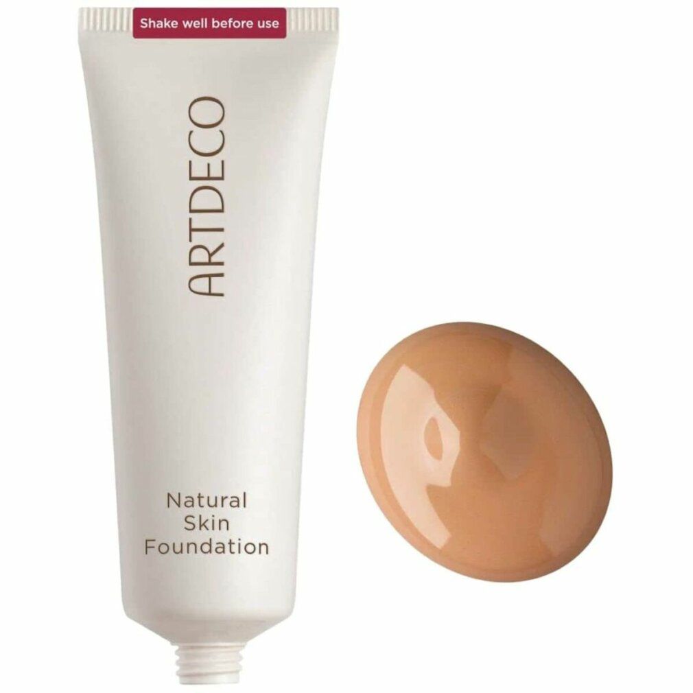 Artdeco Natural Skin Foundation tube en kleurstalen. Opschrift: Shake well before use. Tint: 35 Neutral/Natural Tan.