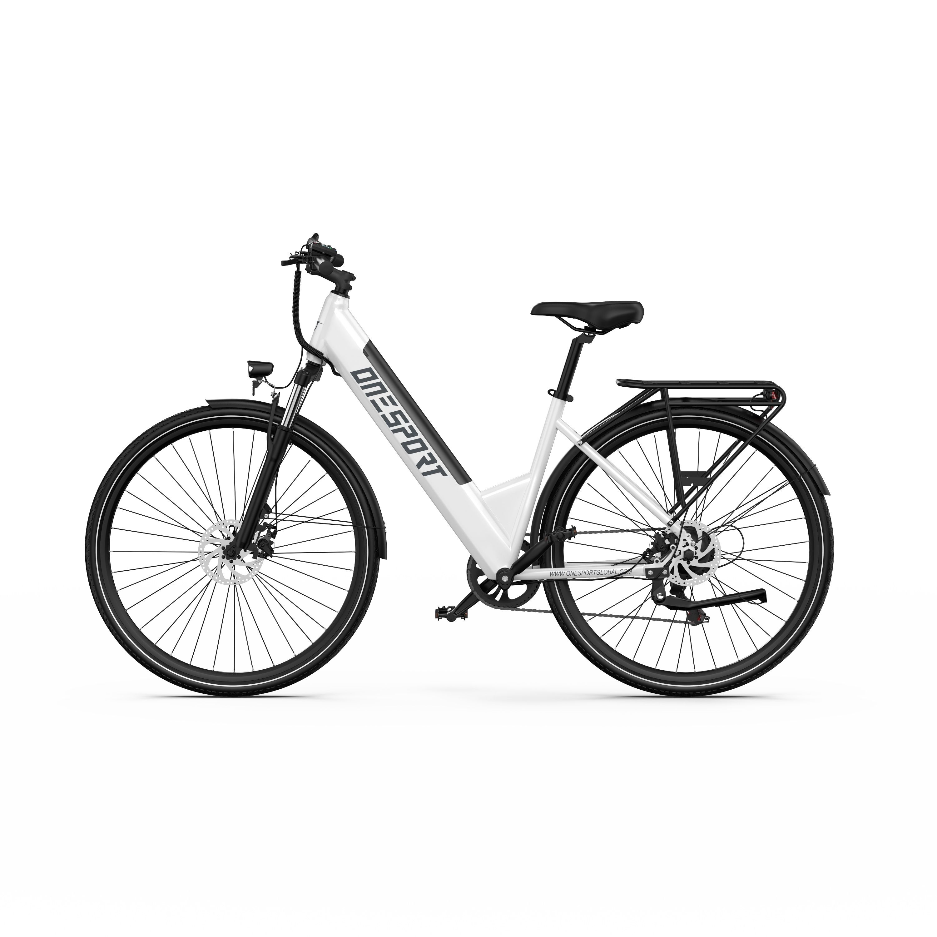 Vélo électrique blanc avec éléments noirs. Logo ONE SPORT sur le cadre. Porte-bagages.