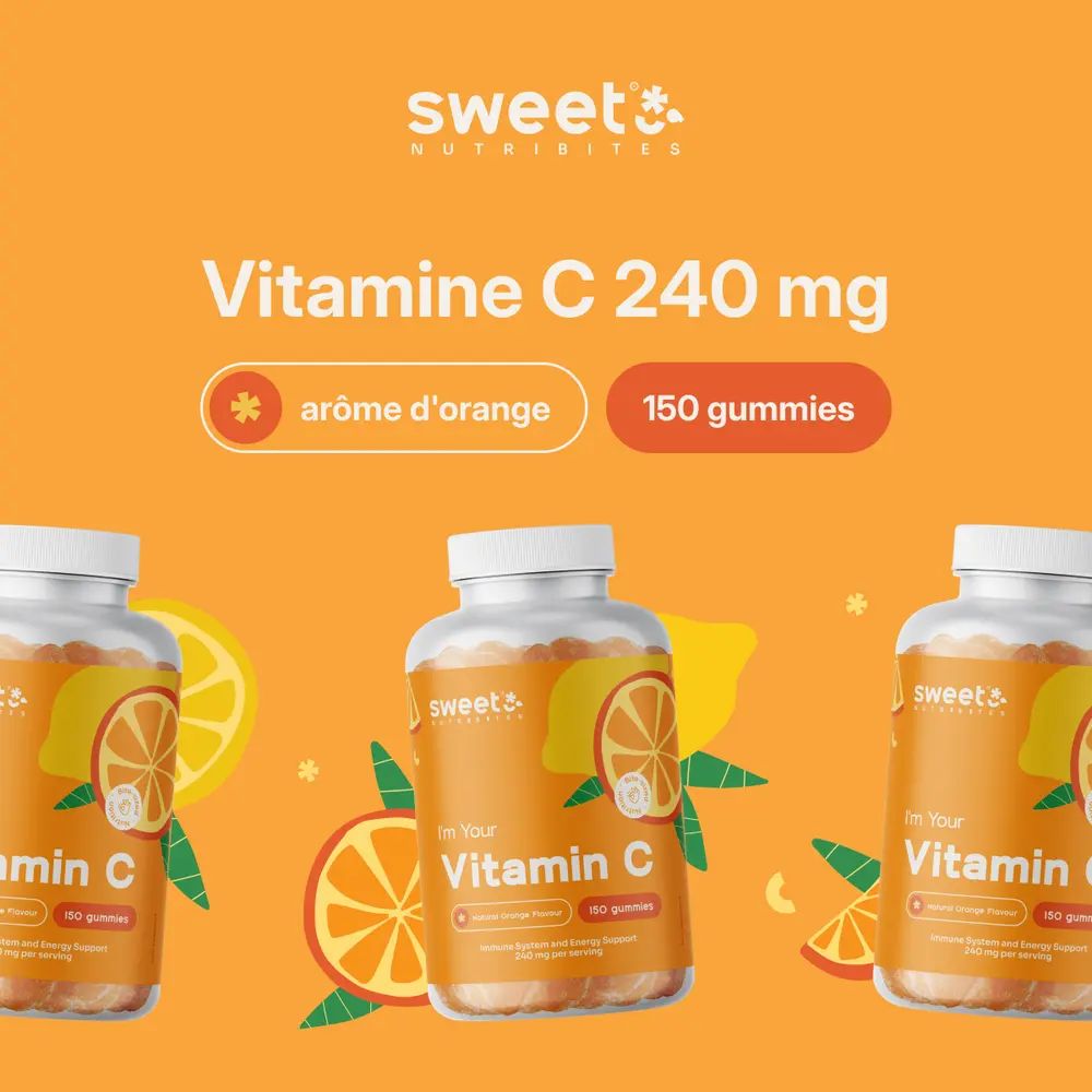 Trois flacons de gummies Vitamin C. Texte: Vitamin C 240 mg, arôme d'orange, 150 gummies. Illustrations d'oranges et de citrons.