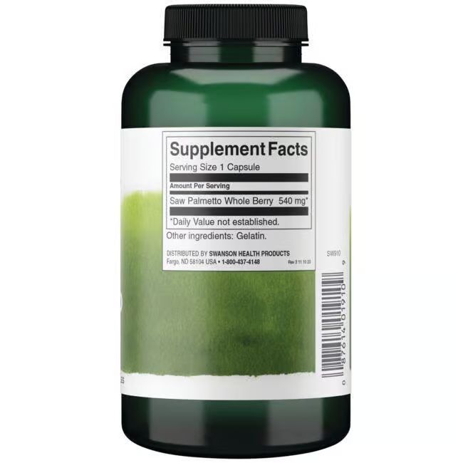 Groene fles met wit etiket. Opschrift: Swanson Saw Palmetto 540 mg. Voedingsfeiten, ingrediënten en fabrikant informatie.