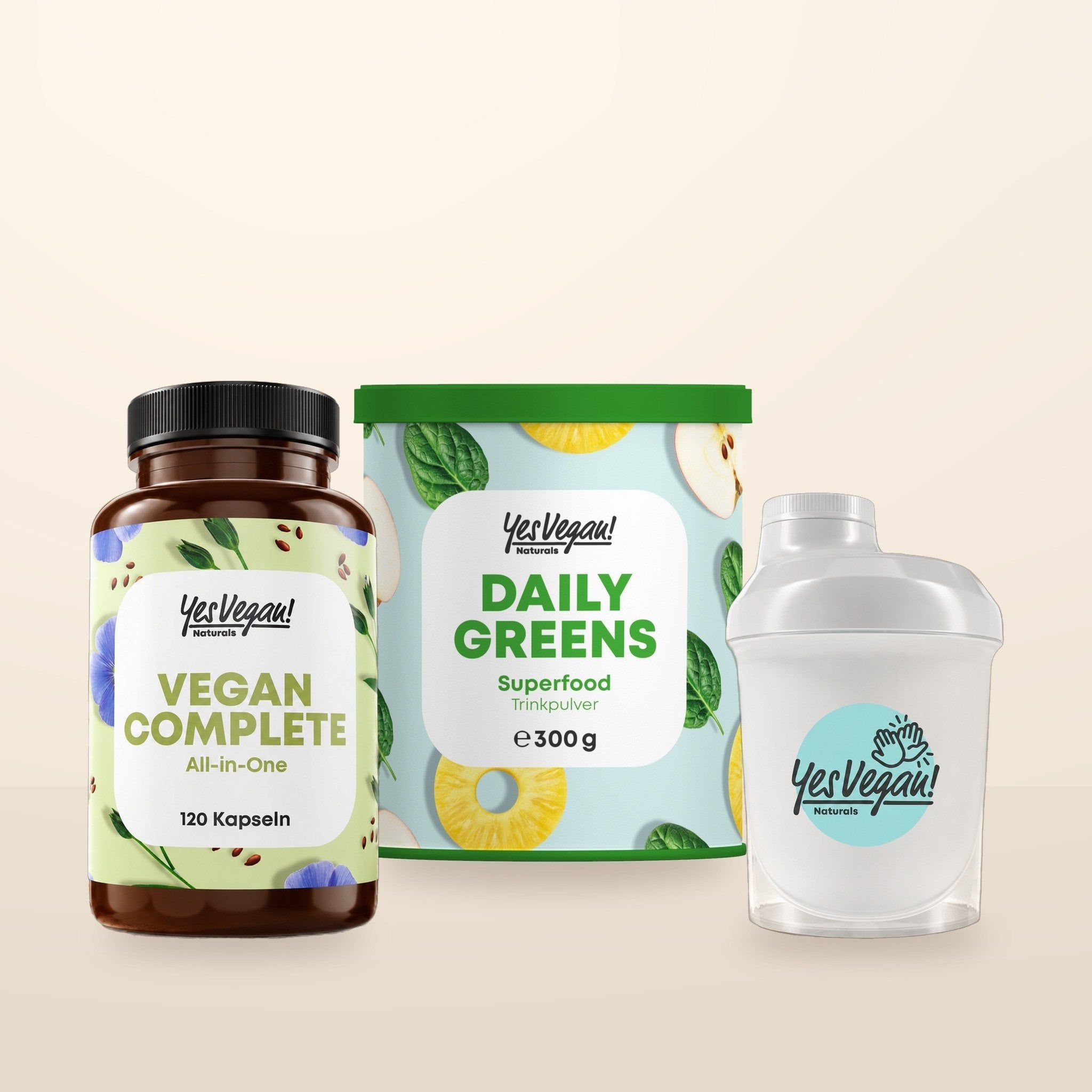 Trois produits Yes Vegan : Sun Vitamins D3+K2 (180 gélules), Vitamine C (365 gélules) et Éixir Gingembre Curcuma (300g).