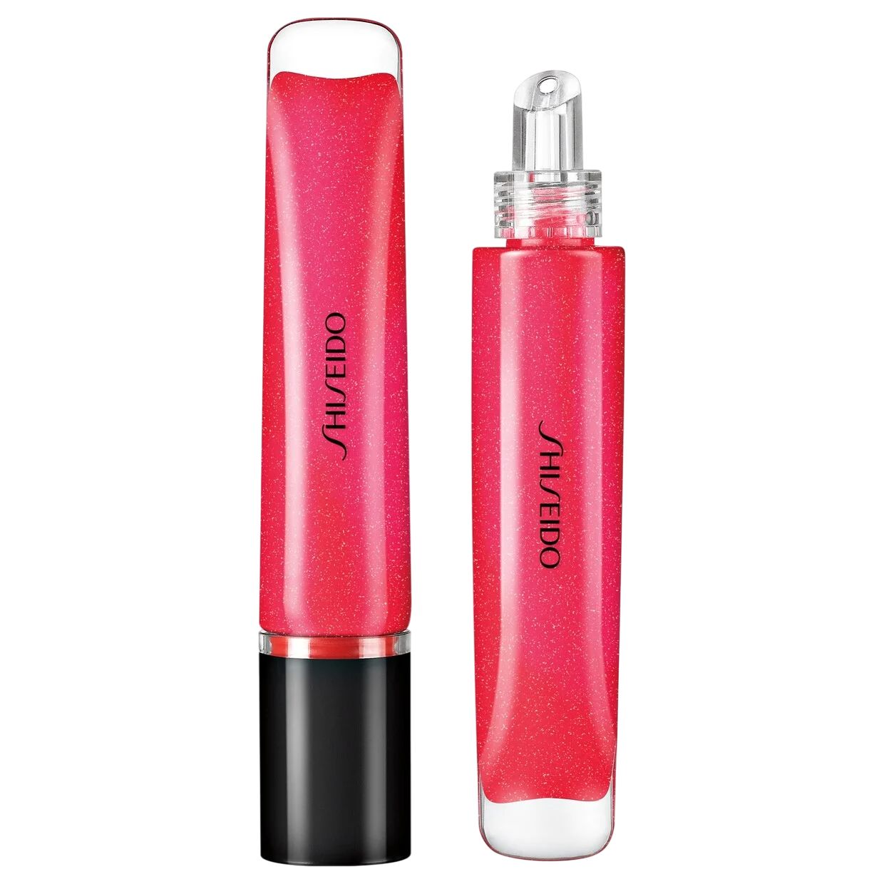 Deux tubes de Shiseido Shimmer Gel Gloss. Un avec bouchon noir, un avec applicateur. Les deux sont rouges.
