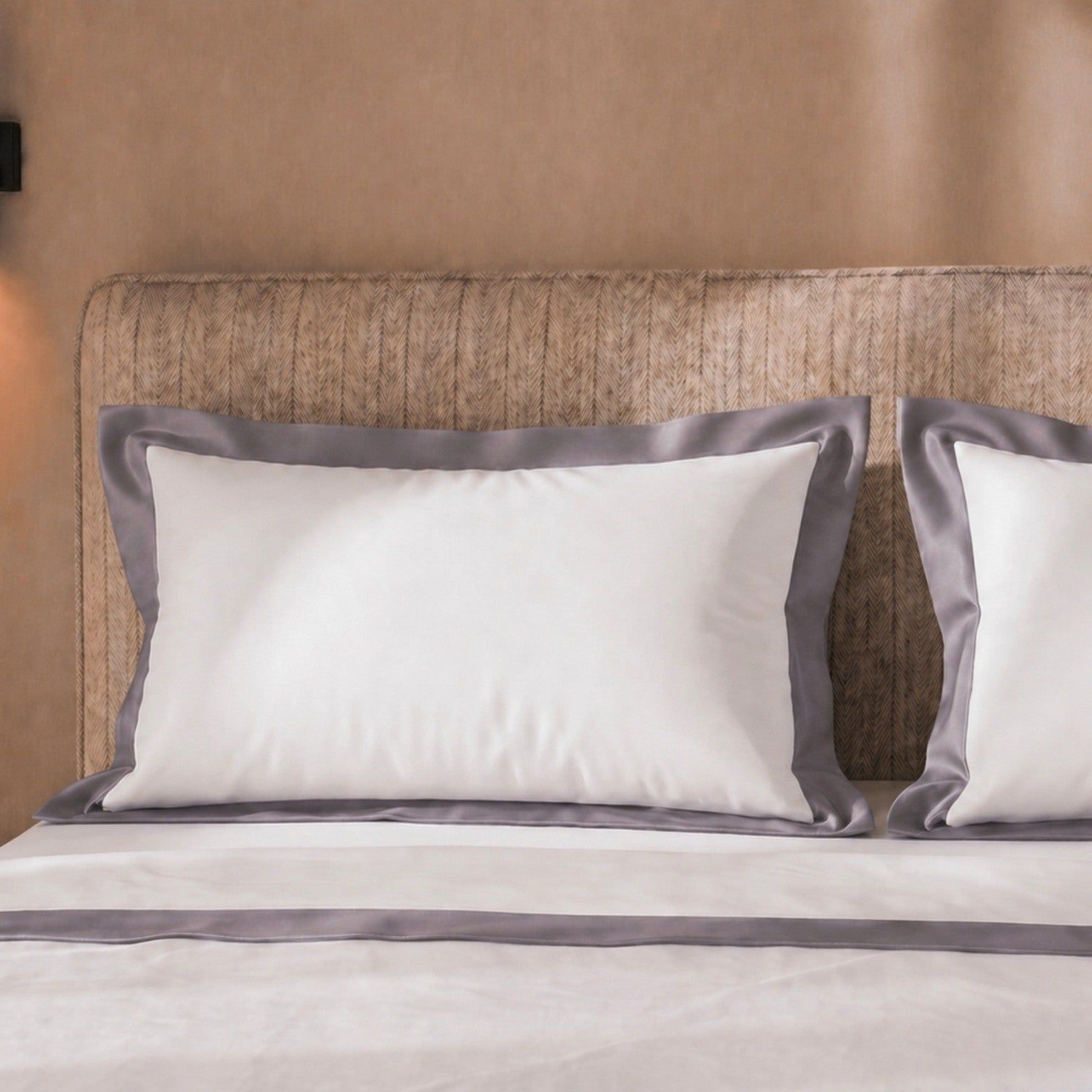 The White Stone Lakenset Eenpersoons 100% Katoen met Decoratieve Satijnen Rand Donkergrijs