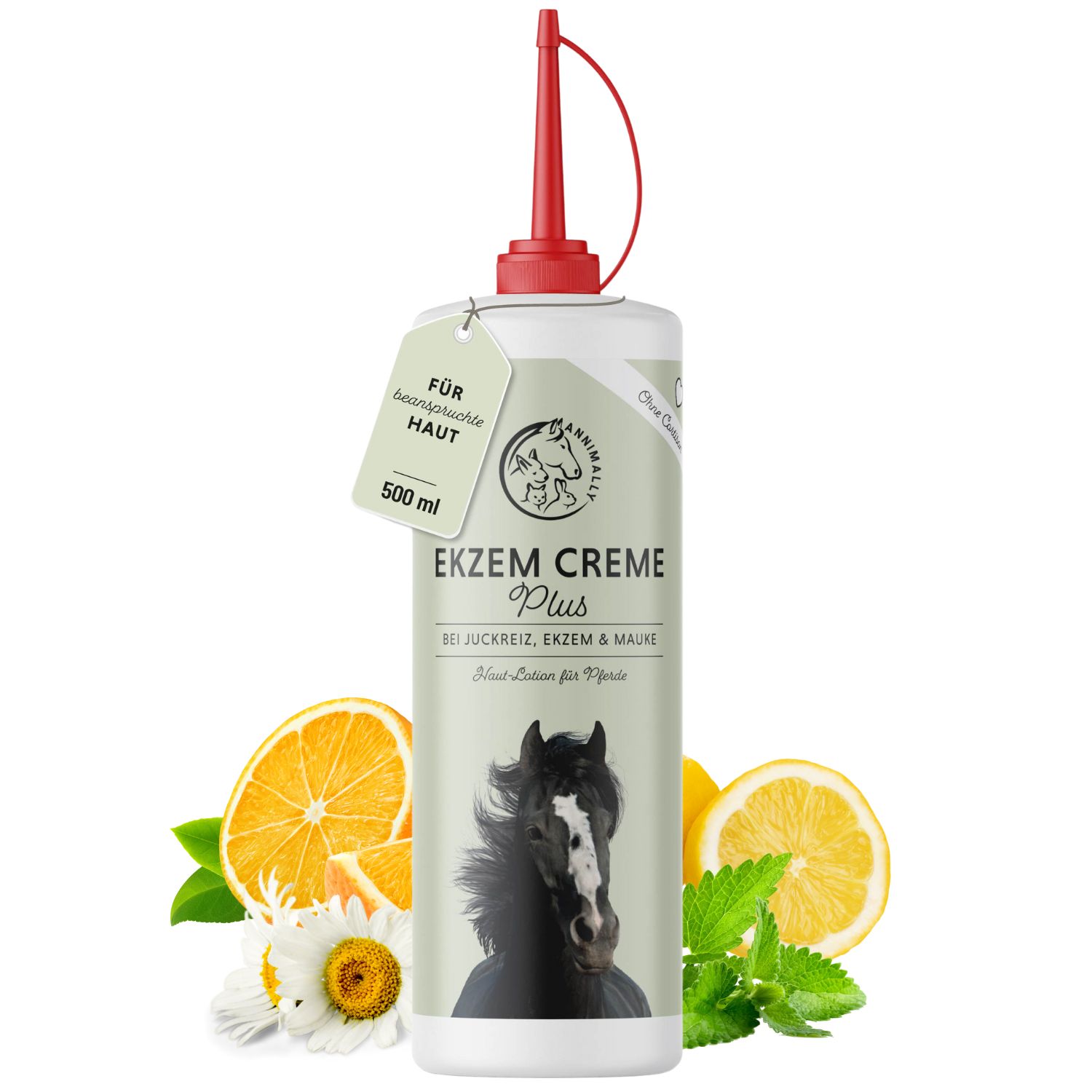 Flacon avec bouchon rouge. Étiquette avec nom du produit, logo et informations. Décoration avec des fruits.