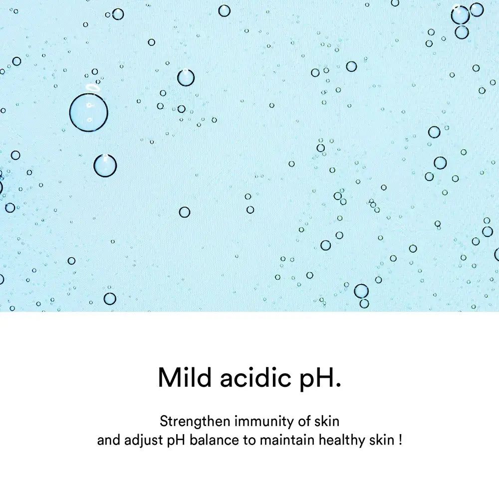 Texte : pH acide doux. Renforce l'immunité de la peau et ajuste l'équilibre du pH. Fond : bleu clair avec des bulles.