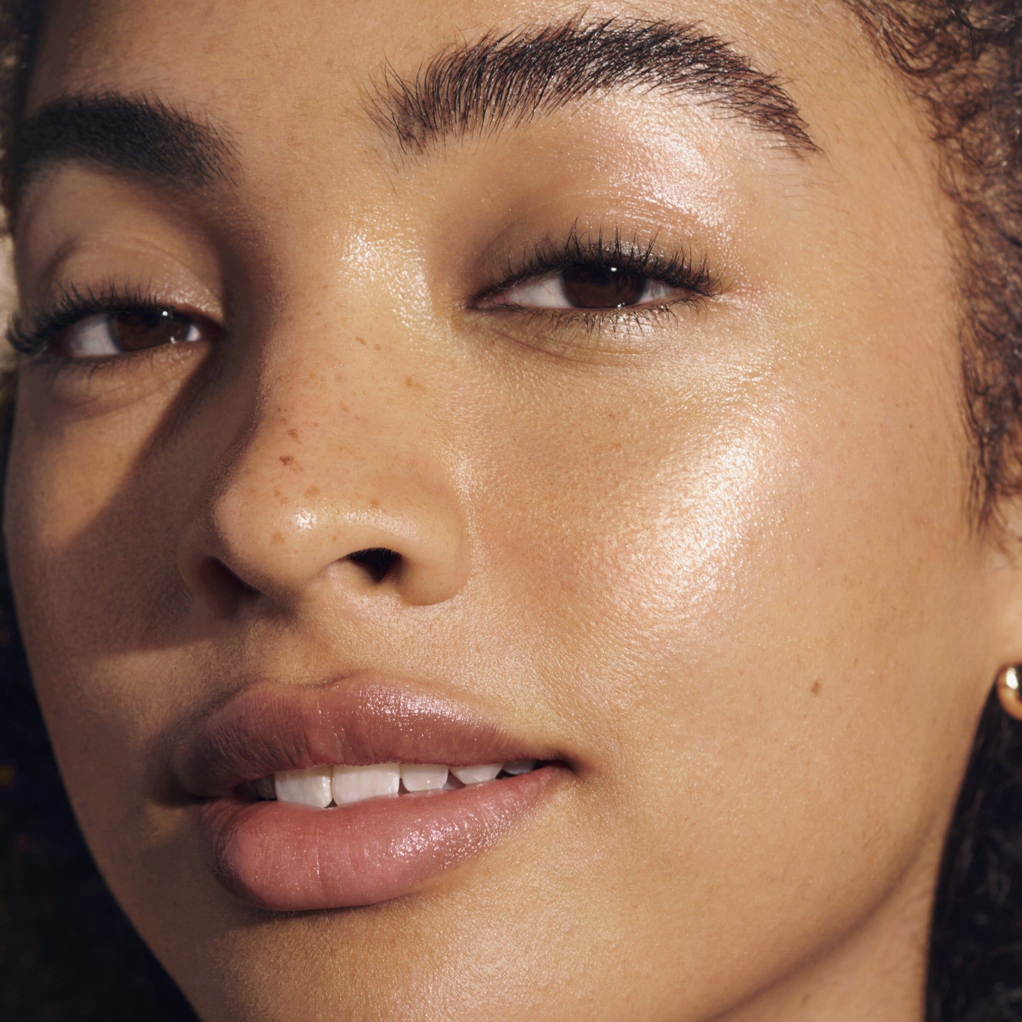 Lumene Nordic-C [Valo] Glow Boost Essence – Sérum à la vitamine C et à l’hyaluron