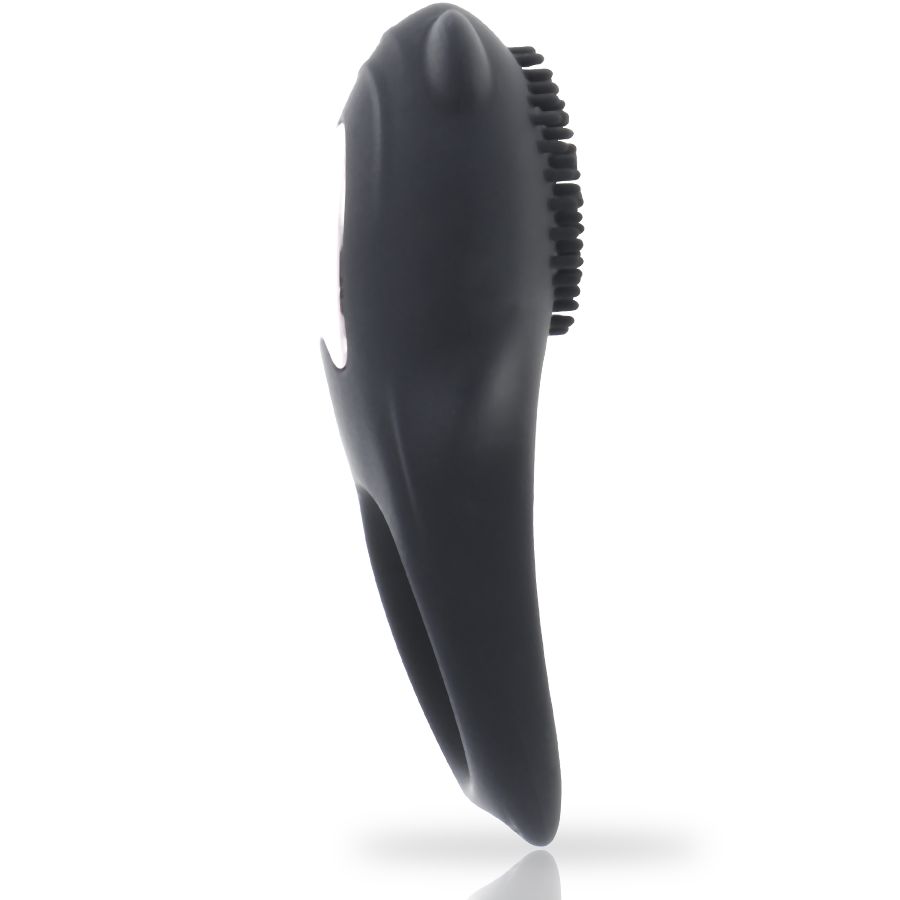 Vue latérale d'un vibrateur anneau noir avec télécommande. Le dessus est doté de petites bosses.
