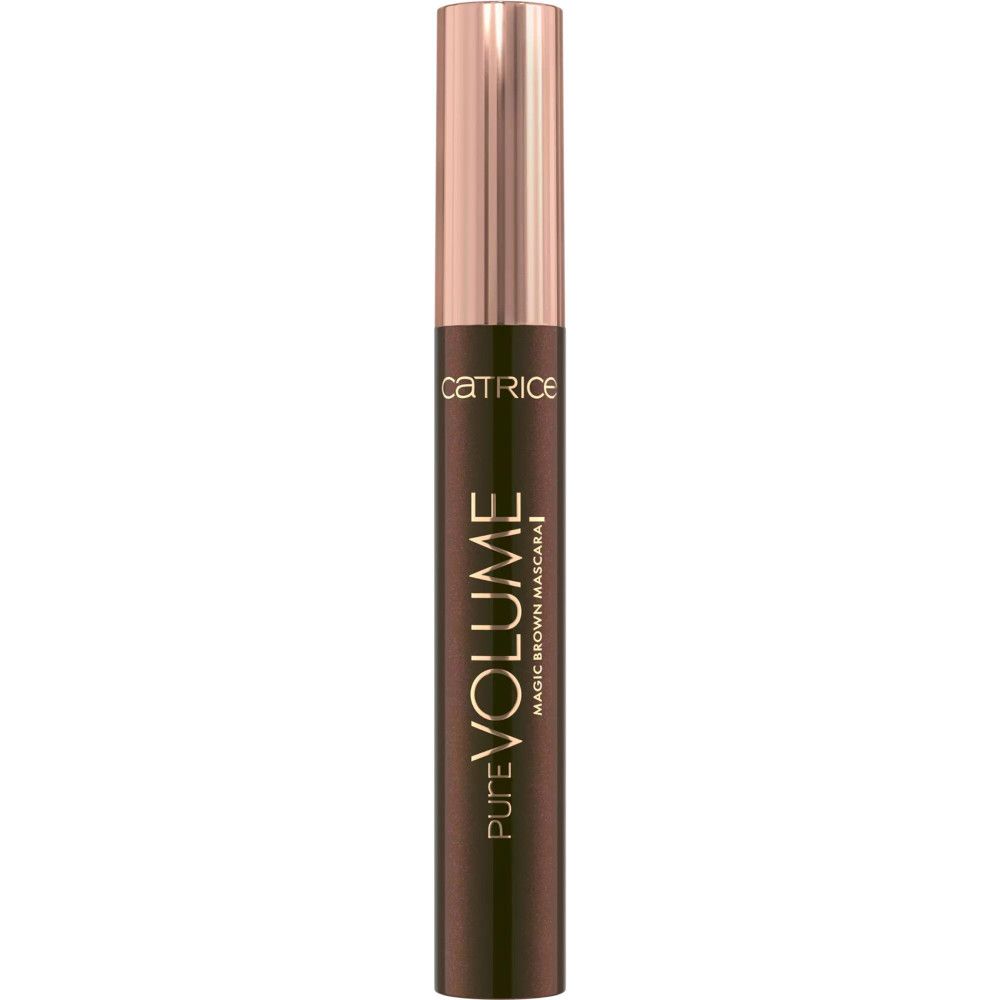 Tube de mascara marron fermé. Inscription : Catrice Pure Volume Magic Brown Mascara. Capuchon doré.