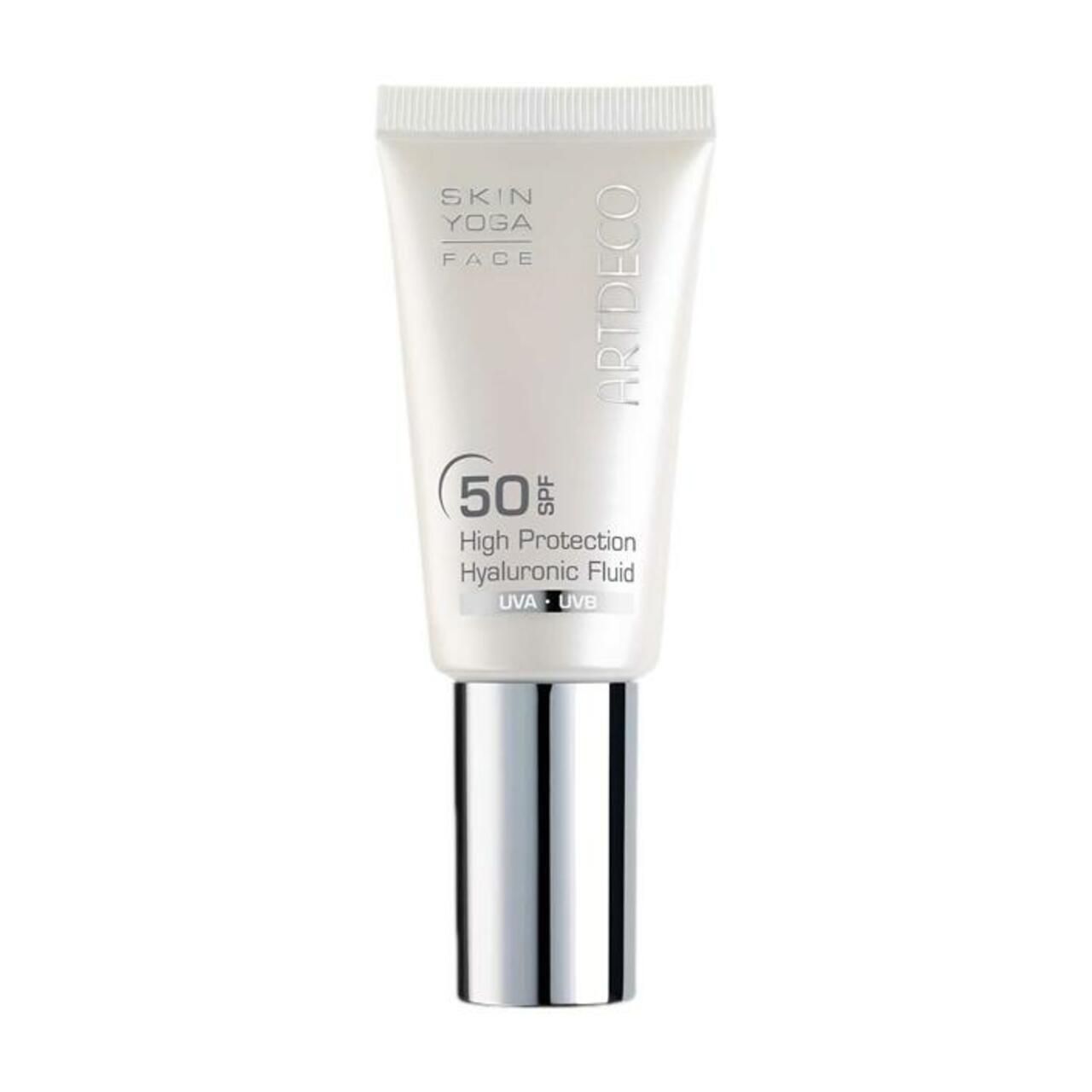 Artdeco Skin Yoga Face Fluid. Witte tube met SPF 50. Zilveren dop. Tekst: High Protection Hyaluronic Fluid.