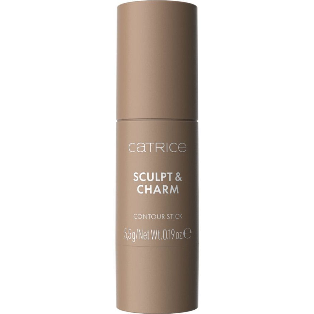 Stick de contouring Catrice Sculpt & Charm beige. Inscription : Sculpt & Charm, Contour Stick, 5,5g/Net Wt. 0.19 oz. Avec bouchon.