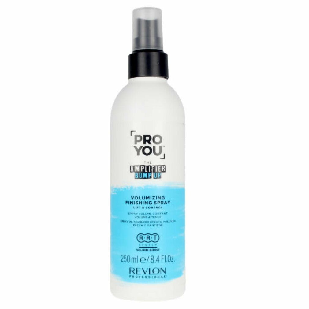 Witte fles met zwarte spraykop. Blauwe tekst: Pro You, Amplifier Bump Up, Volumizing Finishing Spray. Revlon Professional.