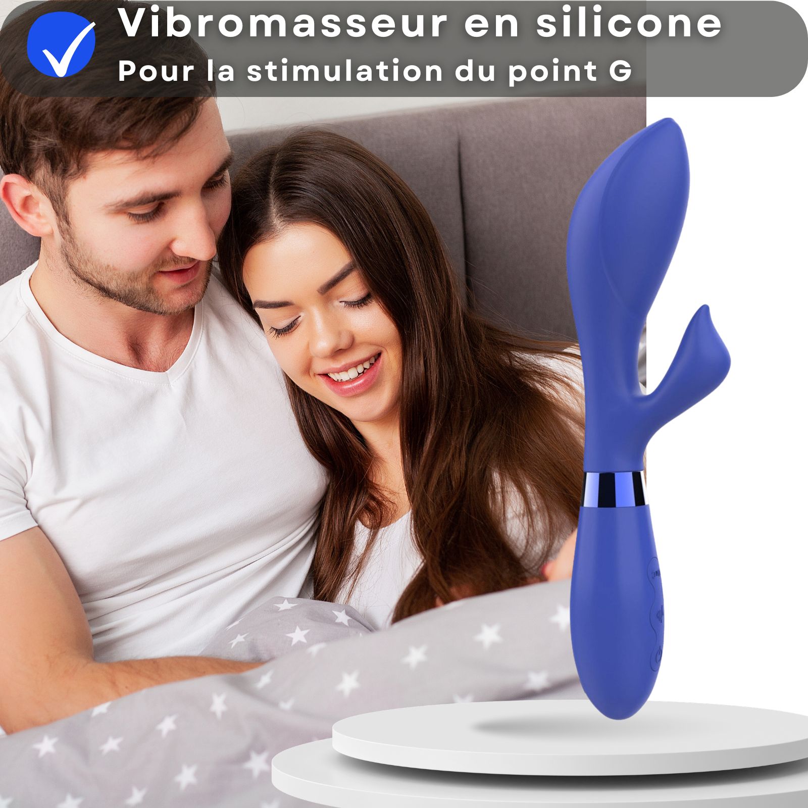 Vibrateur bleu. Silicone et ABS. Pour stimulation point G. Couple en arrière-plan.