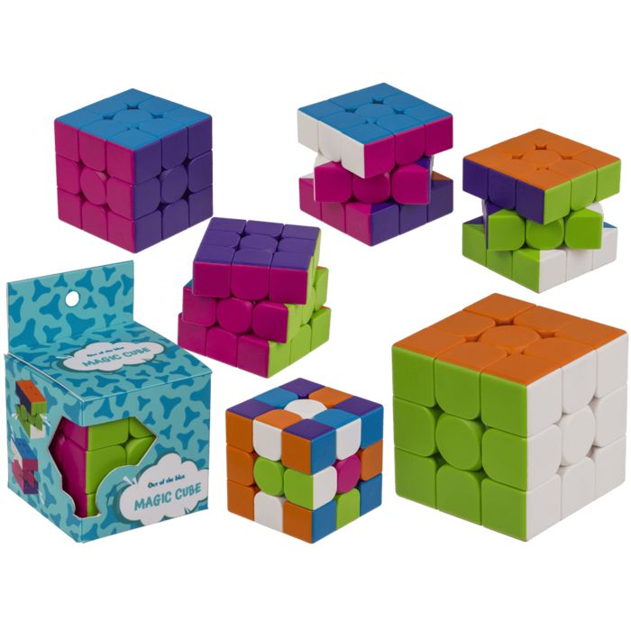 Meerdere OOTB Magic Cubes. Verschillende kleuren: blauw, roze, groen, oranje, wit. Sommige kubussen gedeeltelijk uit elkaar.