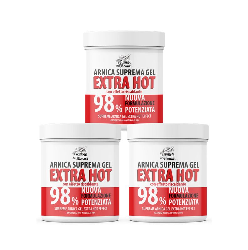 Drie witte potten met rode en zwarte tekst. Opschrift: Arnica Suprema Gel Extra Hot, 98% en Nuova Formulazione.