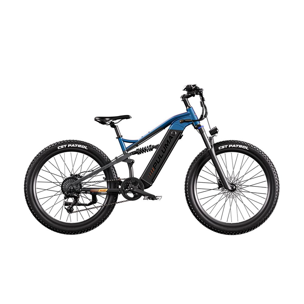 Blauw-zwarte elektrische fiets. Merk PULUMA, brede banden, vering, schijfremmen.