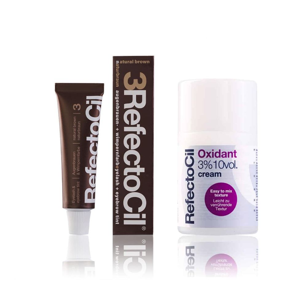 Set van tube, doos en fles. Op de tube staat "RefectoCil 3". Op de doos staat "3 RefectoCil". Op de fles staat "RefectoCil Oxidant 3%10vol. cream".