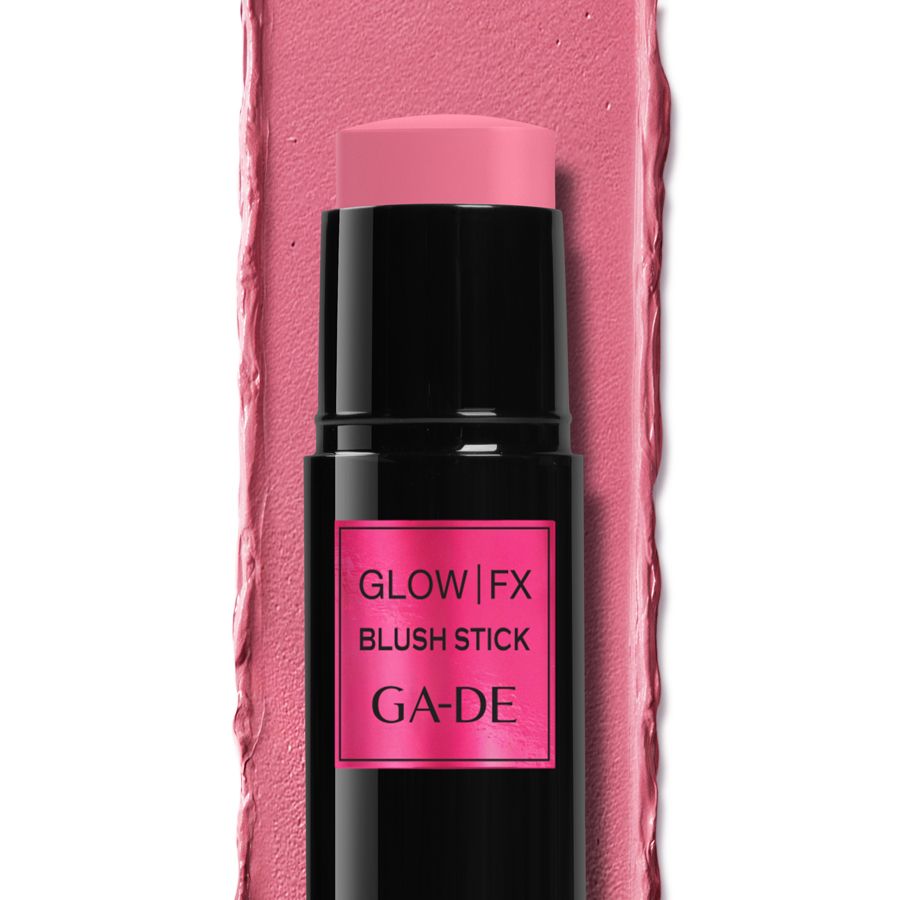 Un stick blush rose avec un boîtier noir, marqué "GA-DE Glow FX Blush Stick".