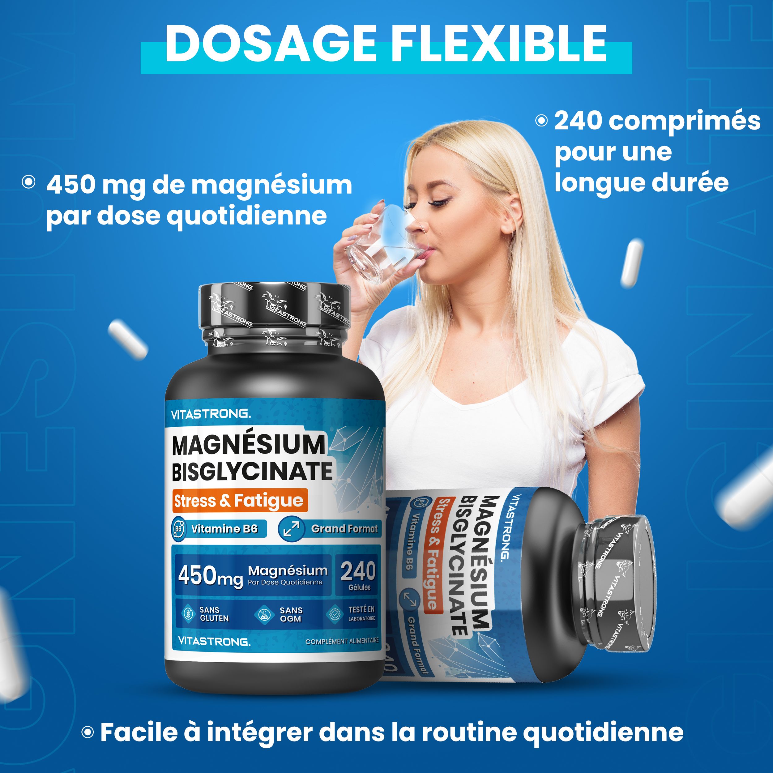 Vrouw drinkt water, flessen Vitastrong Magnesiumbisglycinaat. Tekst: 240 tabletten, 450mg magnesium per dosis.