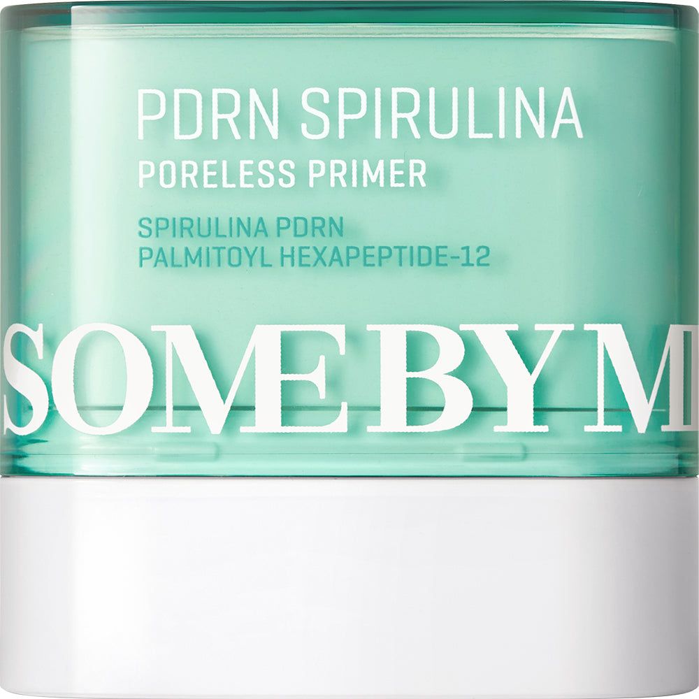 SOME BY MI PDRN Spirulina Poreless Primer. Récipient vert avec couvercle blanc. Nom du produit et marque visibles.