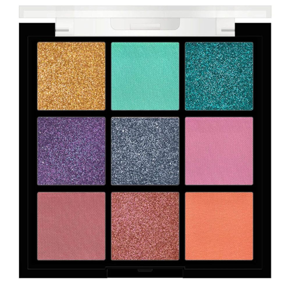 Palette de fard à paupières avec neuf couleurs carrées : doré pailleté, turquoise, bleu sarcelle, violet, gris, rose, mauve, or rose et orange.