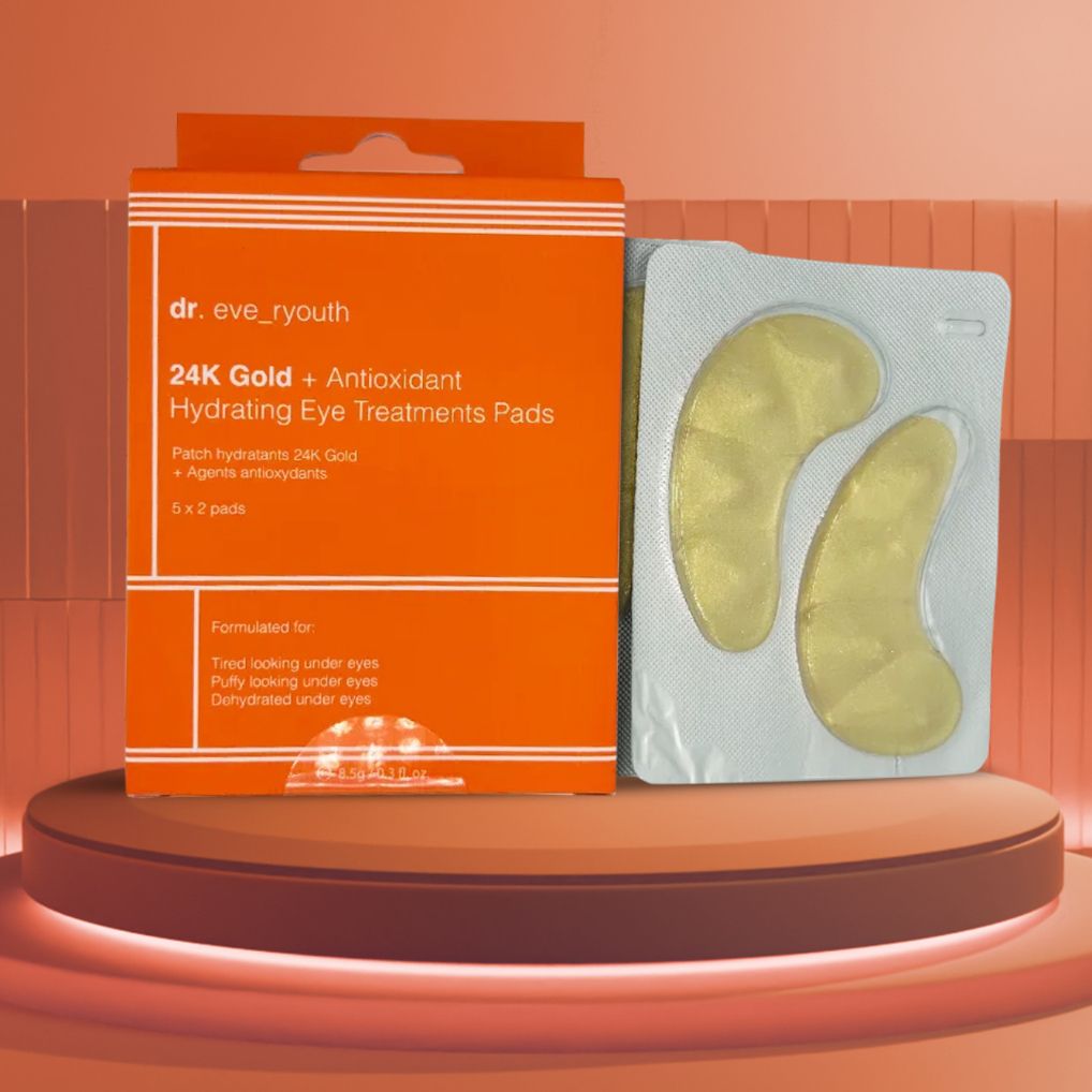 Dr. Eve_Ryouth 24K Goud + Antioxidant Hydraterende Oogpads op een podium.