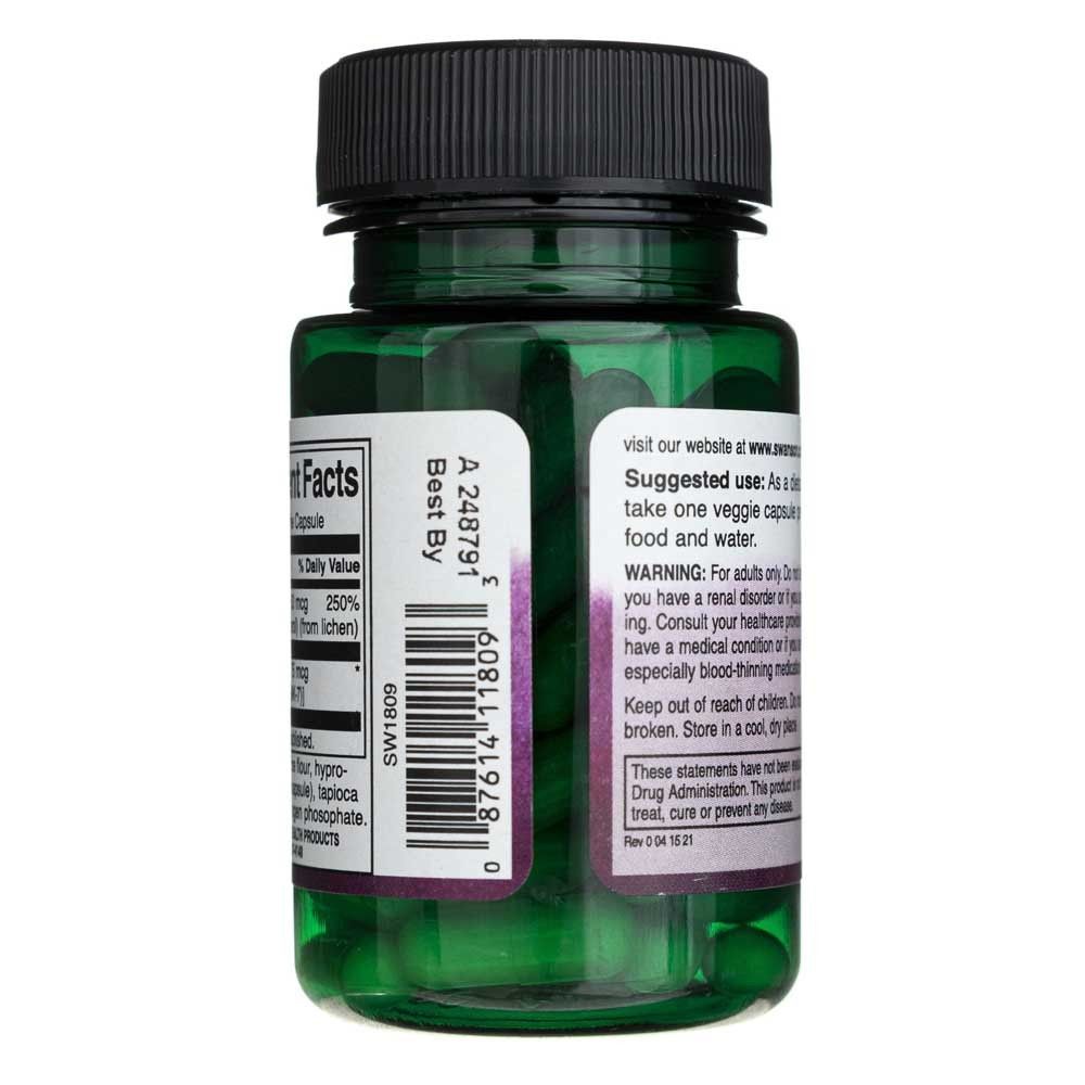 Bouteille verte transparente avec capsules Swanson Vitamine D3 & K2. Code-barres et date de péremption visibles.