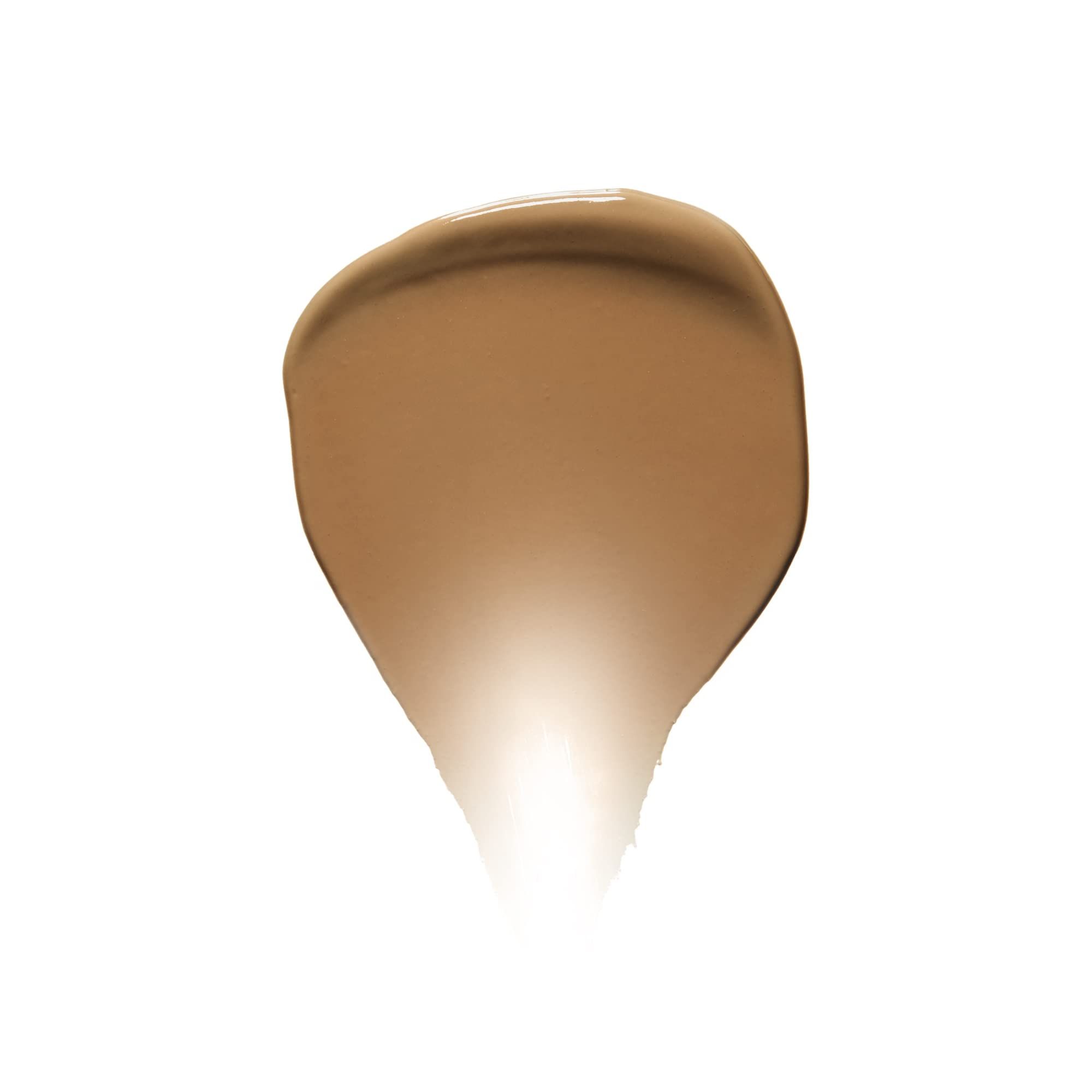 Kleurstaal van het product. Tint: Lichtbruin. Vorm: Druppelvormig.