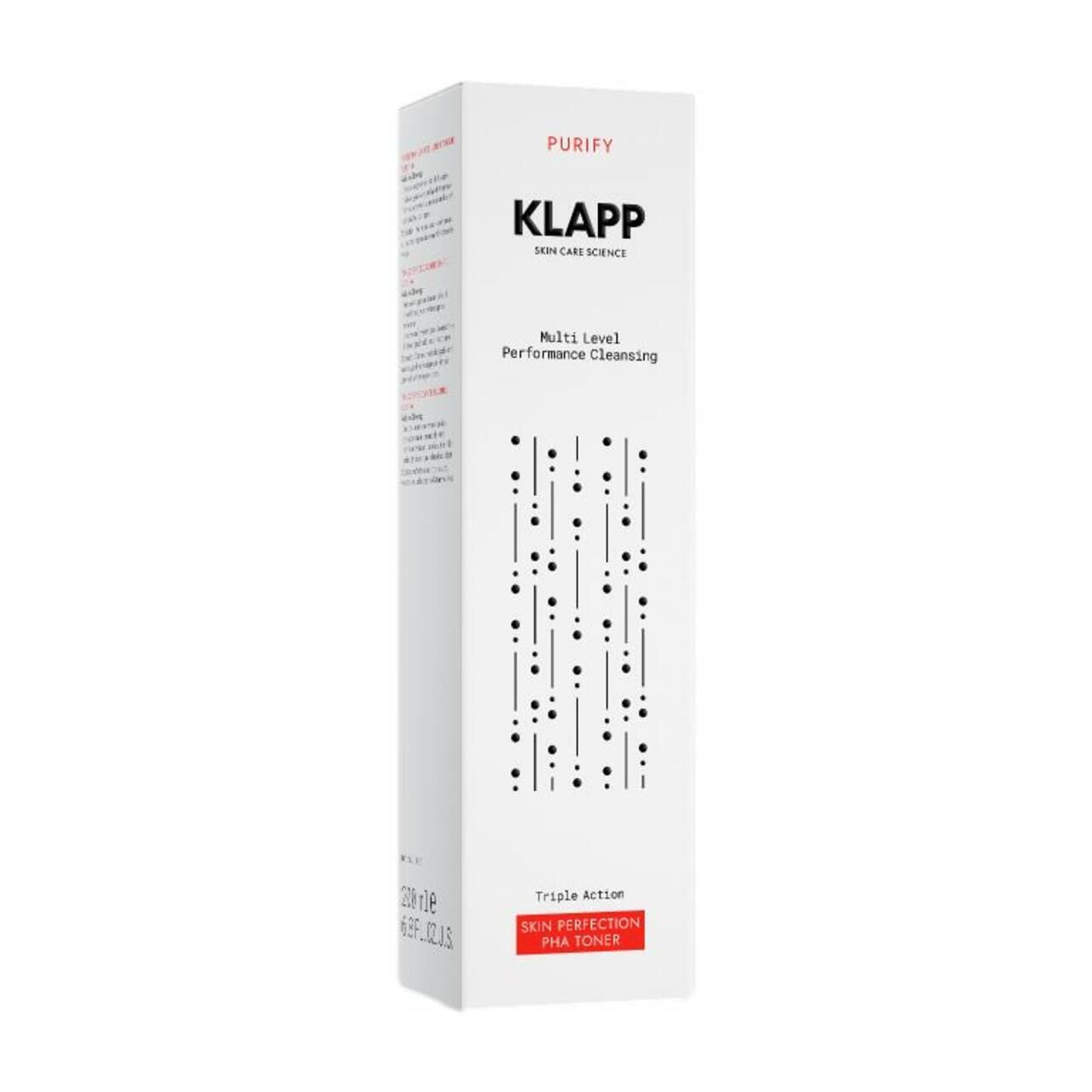Witte rechthoekige verpakking. Opschrift: KLAPP, Multi Level Performance Cleansing, Skin Perfection PHA Toner. Rode accenten.