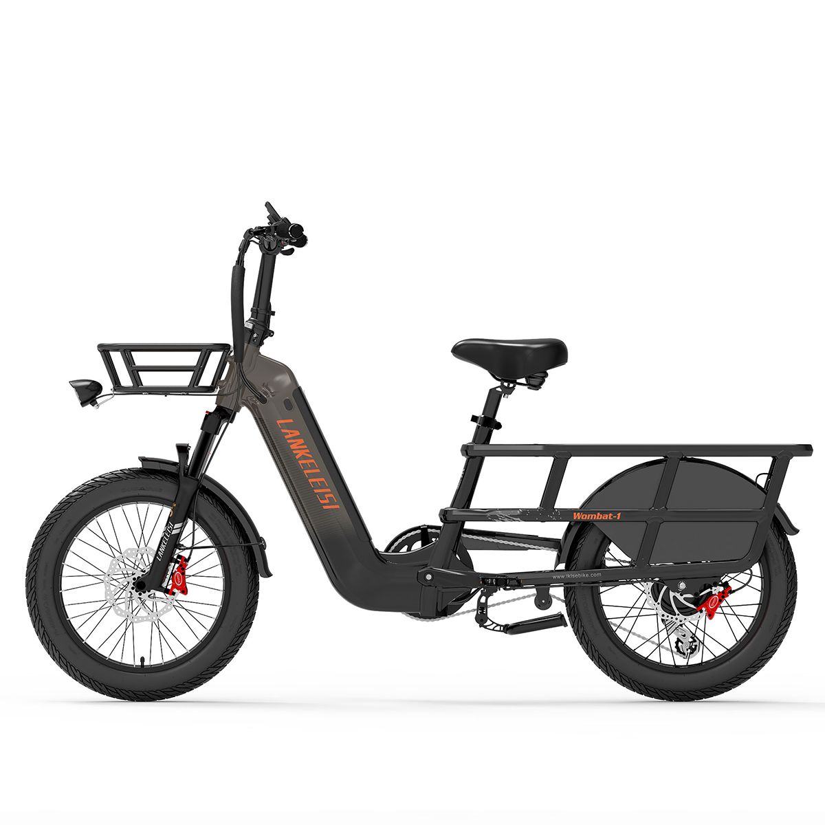 Vélo cargo électrique noir avec panier avant et porte-bagages arrière. Logo Lankeleisi. Étriers de frein rouges. Pneus noirs.