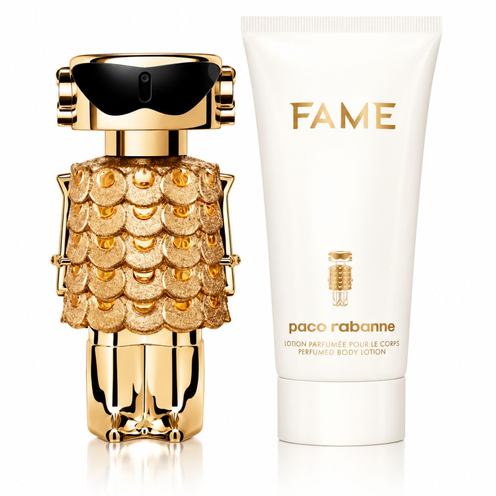 Gouden robotvormige parfumfles naast een witte tube Paco Rabanne FAME bodylotion.