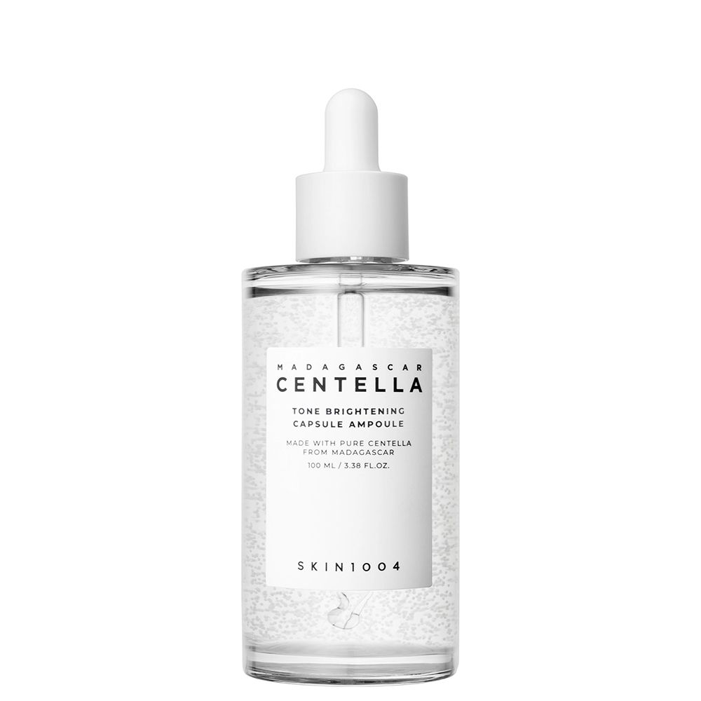 Ampoule Madagascar Centella Tone Brightening Capsule en flacon de verre avec pipette.