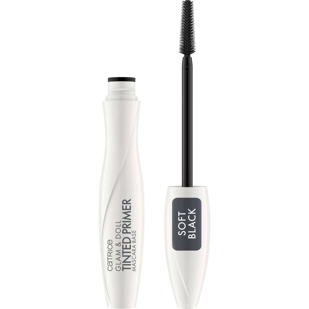 Base de mascara teintée Catrice Glam & Doll. Tube blanc avec brosse noire. Inscription : Soft Black, Tinted Primer.