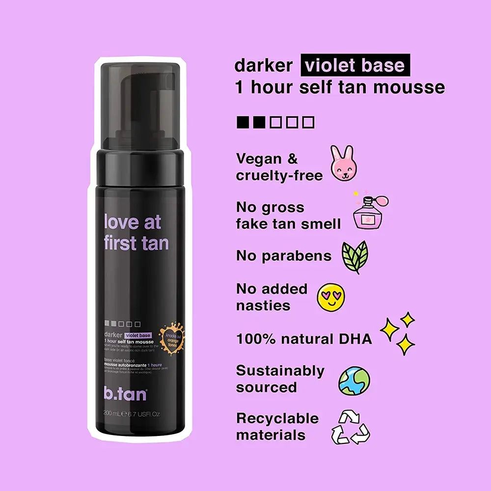 Mousse autobronzante en flacon noir. Texte: Love at first tan, darker violet base, 1 hour self tan mousse. Vegan & sans cruauté.