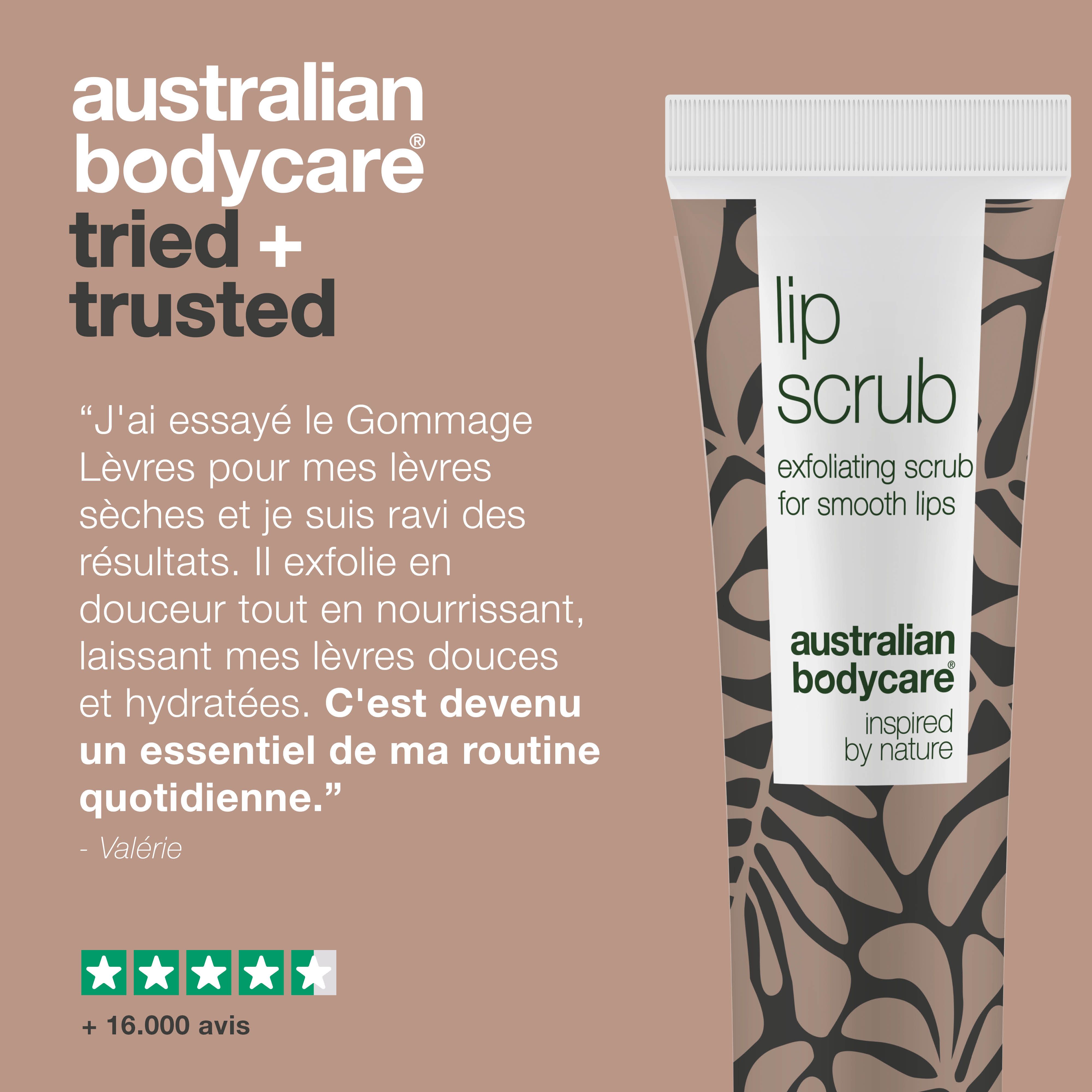 Tube de gommage pour les lèvres, motif marron, bouchon blanc. Texte : Australian Bodycare, Lip Scrub, +16 000 avis.