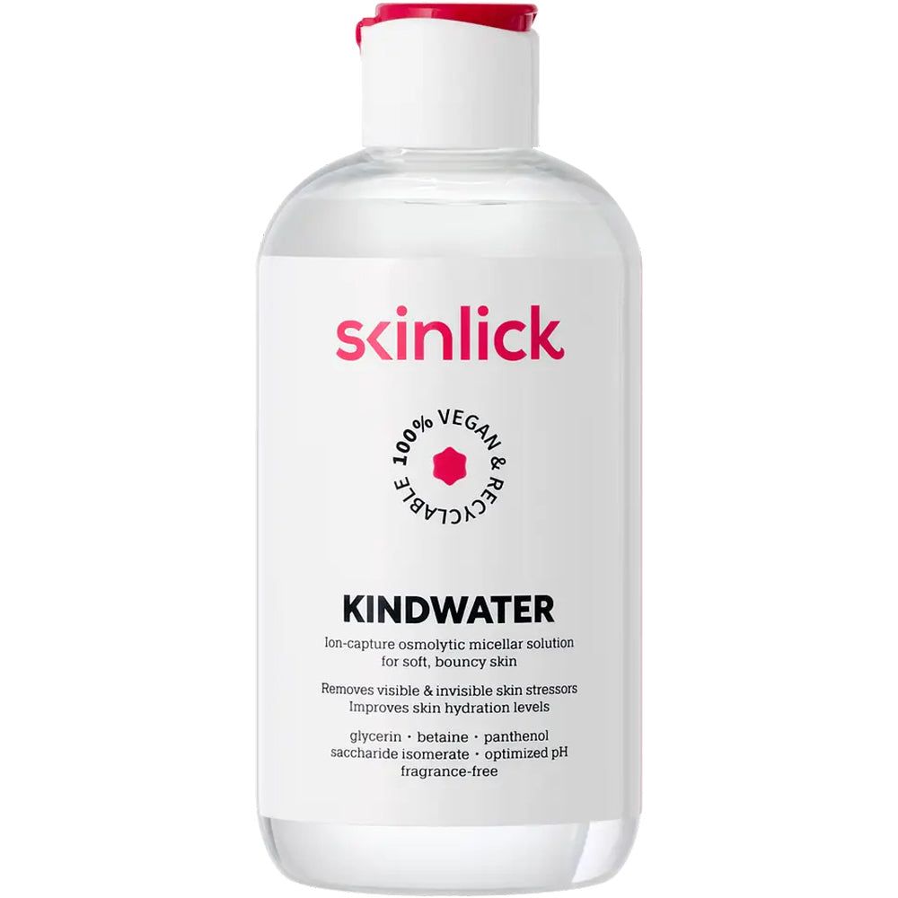 Bouteille de SKINLICK Kindwater eau micellaire avec bouchon rabattable rouge. Liquide transparent.