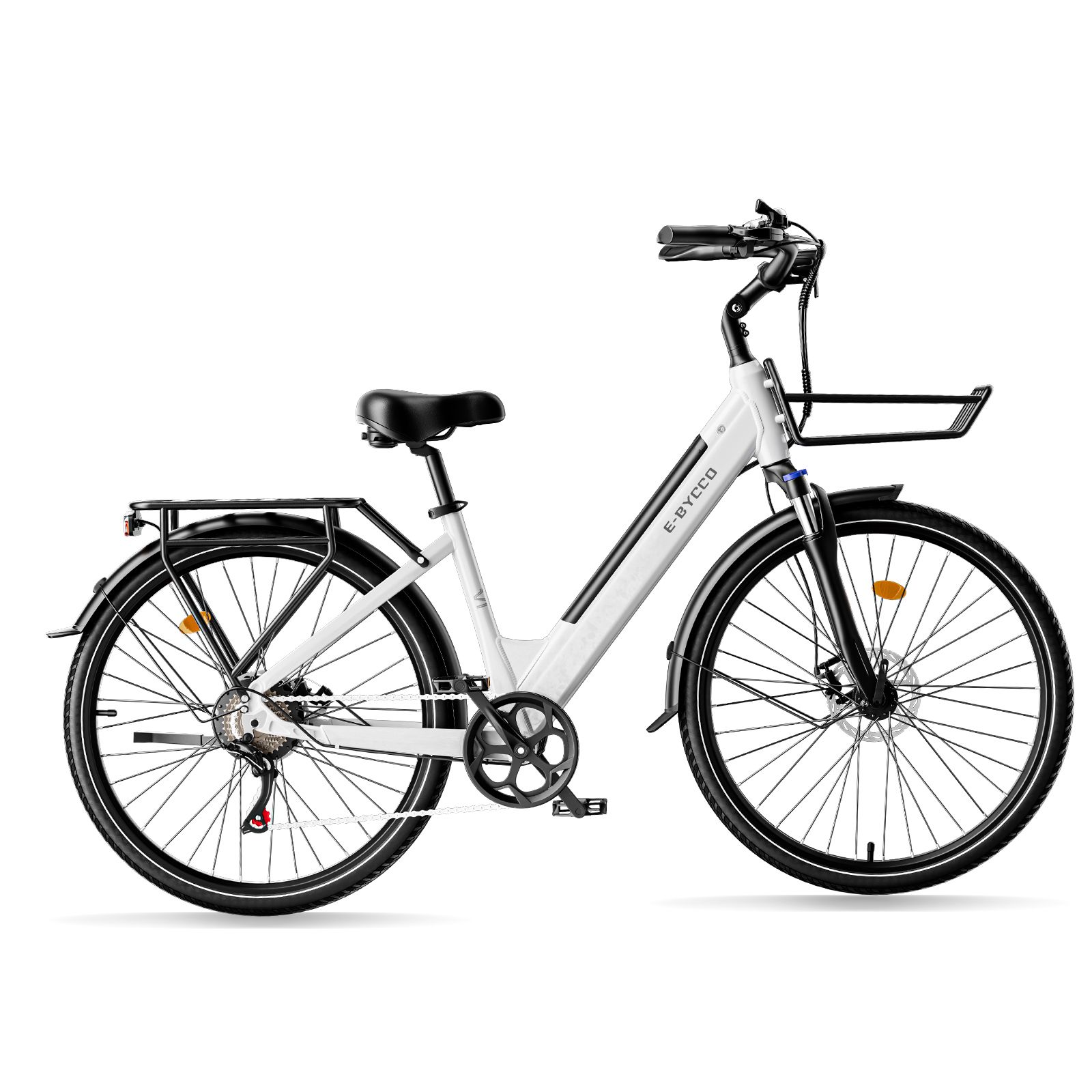 Witte e-bike met mand. Zwarte banden en details. E·Bycco logo op het frame. Zijaanzicht.