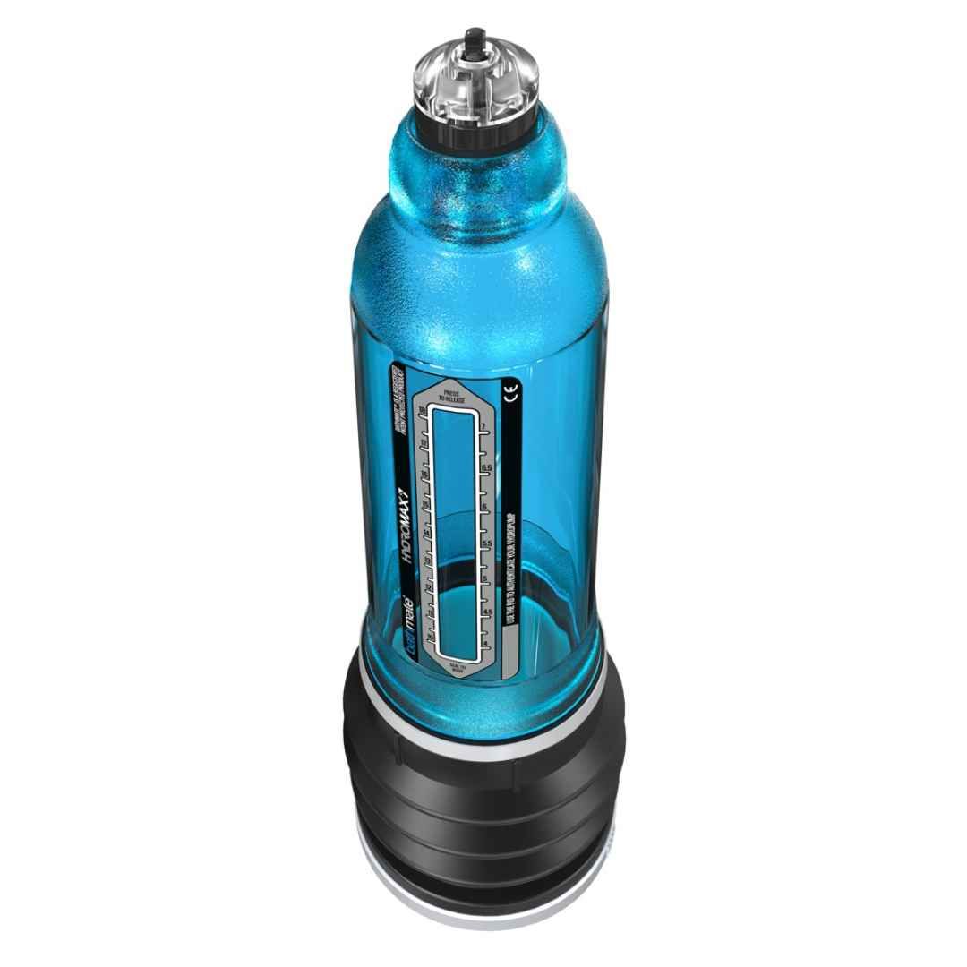 Blauwe Bathmate Hydromax 7 penispomp met zwarte balg.