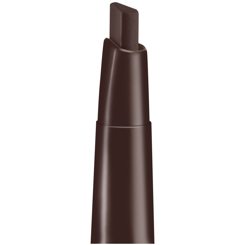 Crayon à sourcils marron avec pointe biseautée. Gros plan, pointe du crayon visible.
