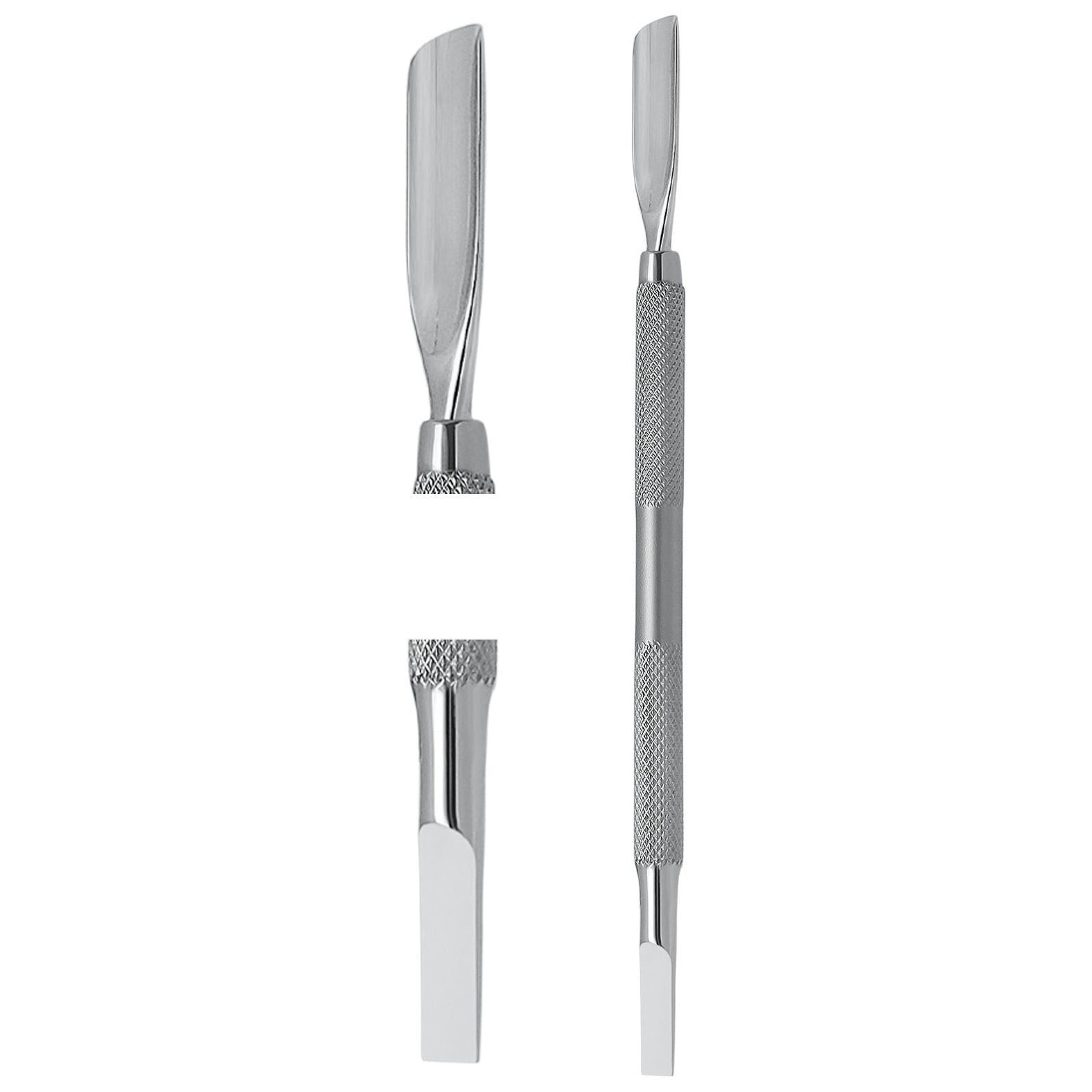 Nagelpusher van metaal. Dubbelzijdig. Eén kant spatelvormig, de andere puntig. Gekarteld handvat.