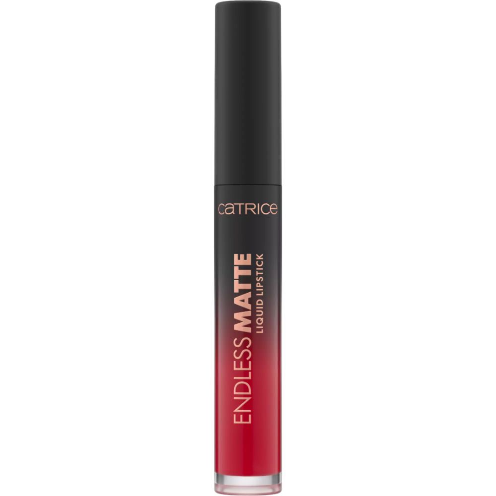 Rouge à lèvres liquide rouge. Inscription: CATRICE, ENDLESS MATTE LIQUID LIPSTICK. Capuchon noir.