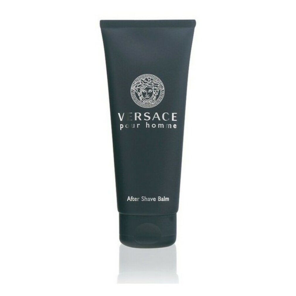 Donkerblauwe tube. Opschrift: VERSACE pour homme, After Shave Balm. Zilveren logo en tekst.