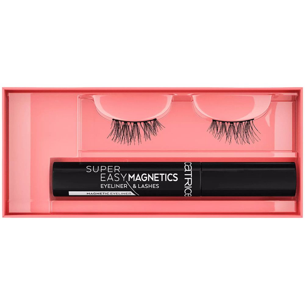 Catrice Super Easy Magnetics Eyeliner en valse wimpers. Roze verpakking met wimpers en eyeliner. Productnaam en merk zichtbaar.