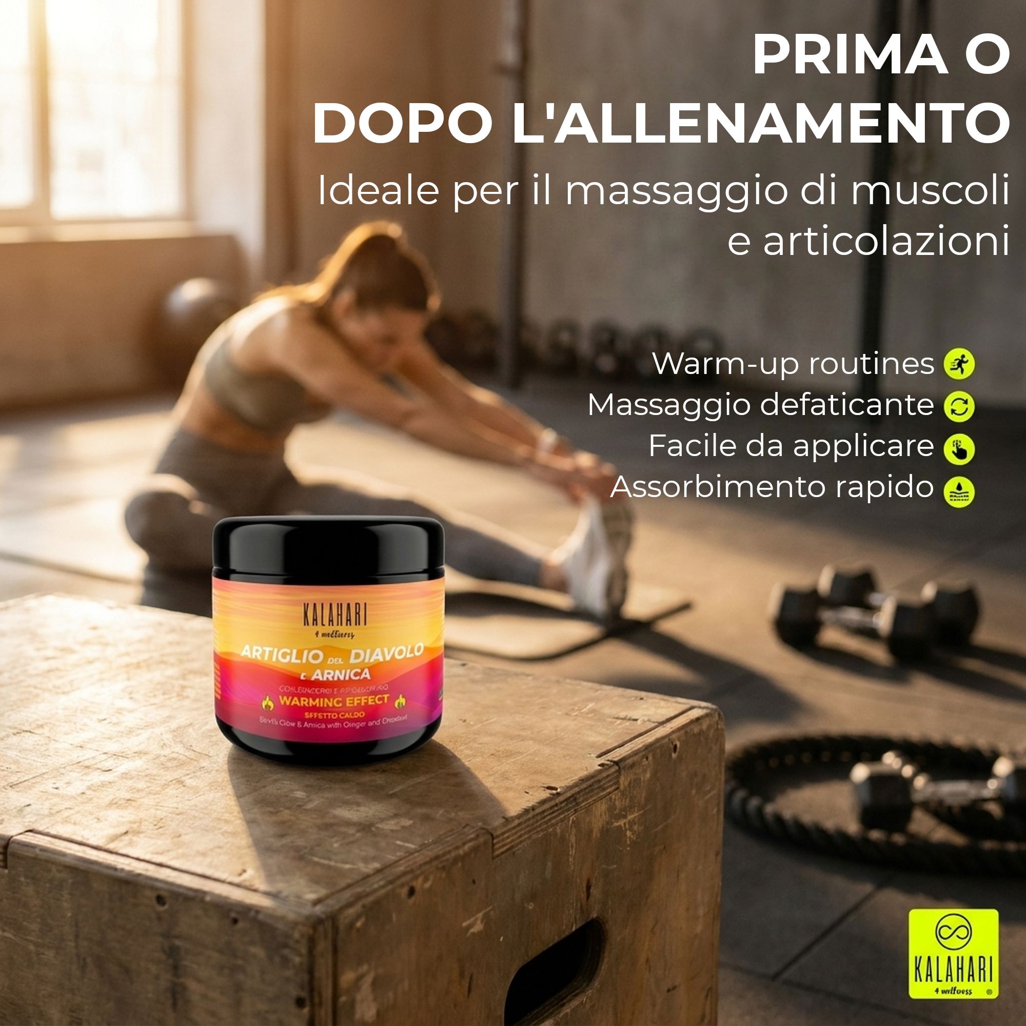 Une femme s'étire dans une salle de sport. Un pot de Griffe du diable + Arnica sur une boîte en bois.