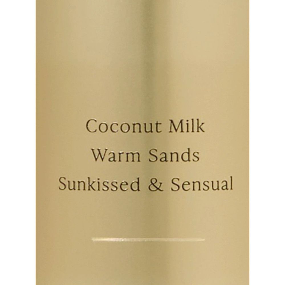 Flacon doré avec texte: Coconut Milk, Warm Sands, Sunkissed & Sensual.