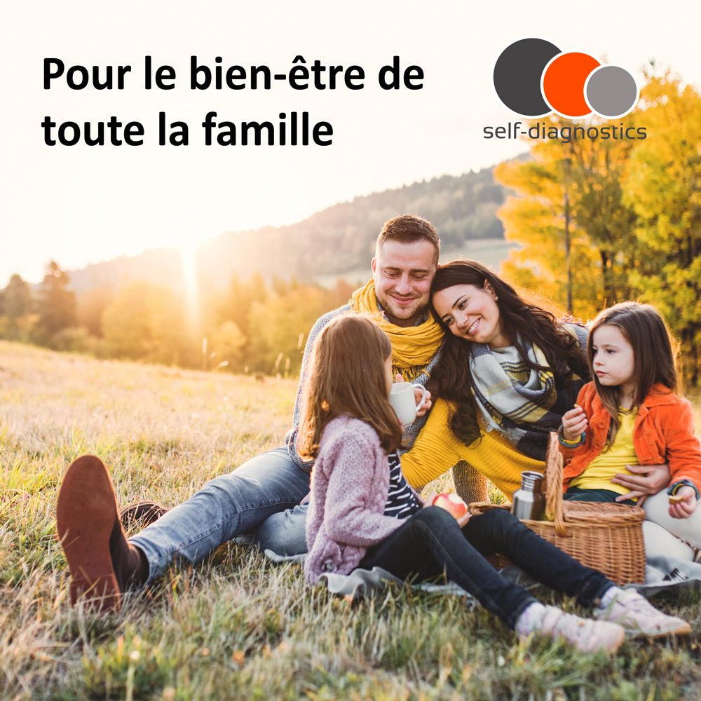 Famille en extérieur. Texte: Pour le bien-être de toute la famille. Scène d'automne avec pique-nique.
