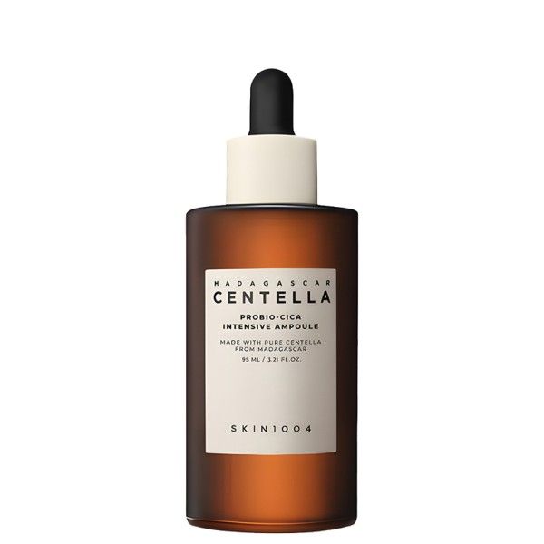Bruine glazen fles met druppelaar en etiket: Madagascar Centella Probio-Cica Intensive Ampoule.