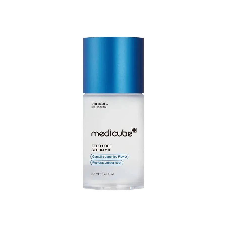 Flacon Medicube Zero Pore Serum 2.0 avec bouchon bleu. Contient de la fleur de Camellia Japonica et de la racine de Pueraria Lobata. 37 ml.