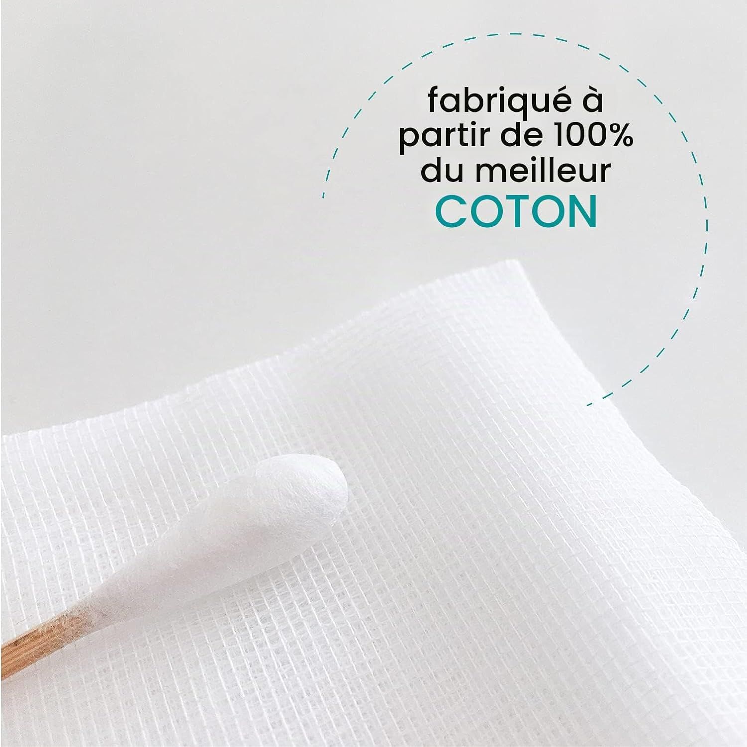 Pile de compresses de gaze stériles Medrull en coton très absorbant.